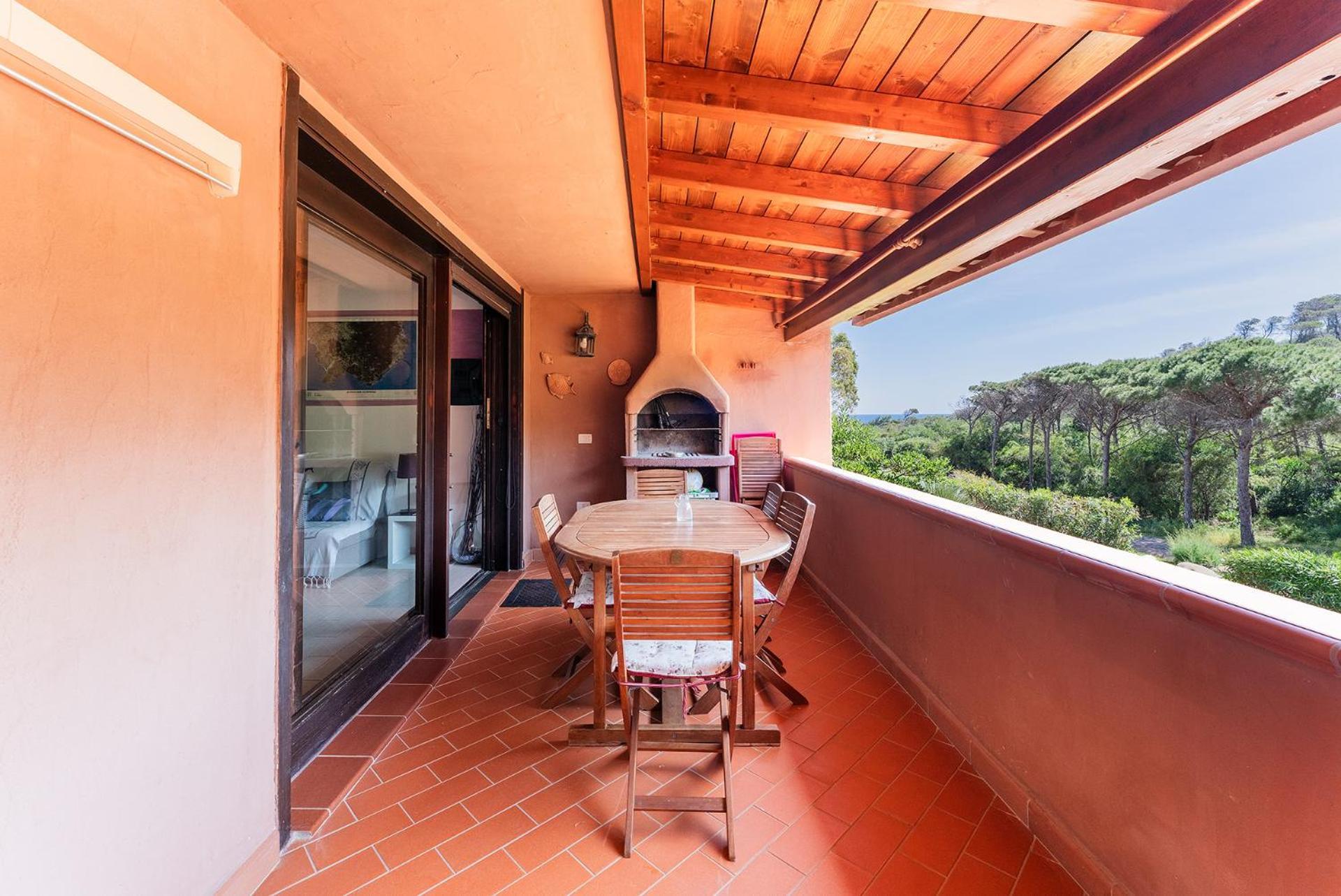 Purple House, 30M To Beach Pula Buitenkant foto